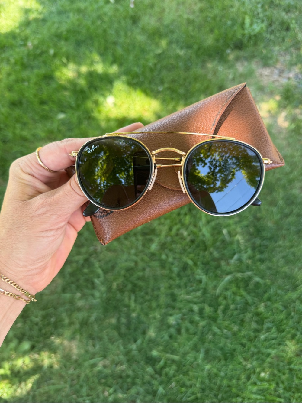 Ray-Ban Gold Frame Sunglasses with Dark Green Lenses - Picture 2 of 5